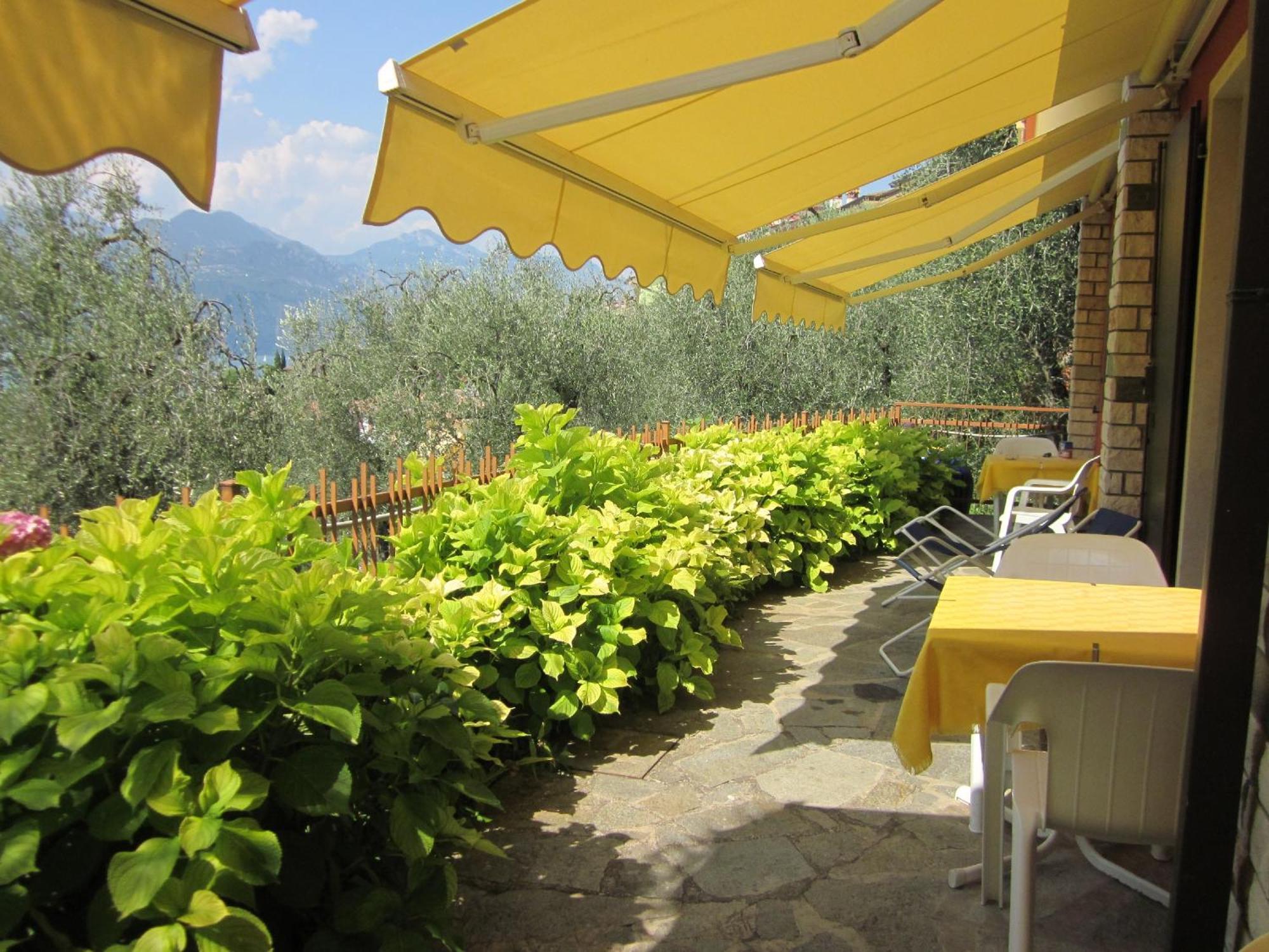 Residence Casa Maria Assenza di Brenzone Exterior photo